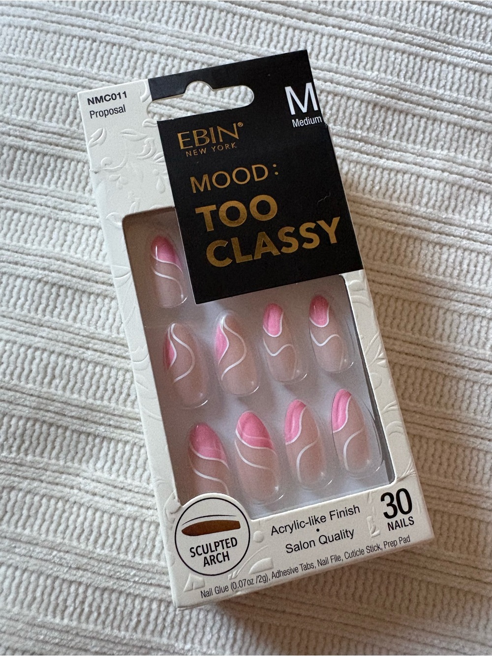 EBIN Mood: Too Classy Pink Sculpted Arch Press-On Nails Pink